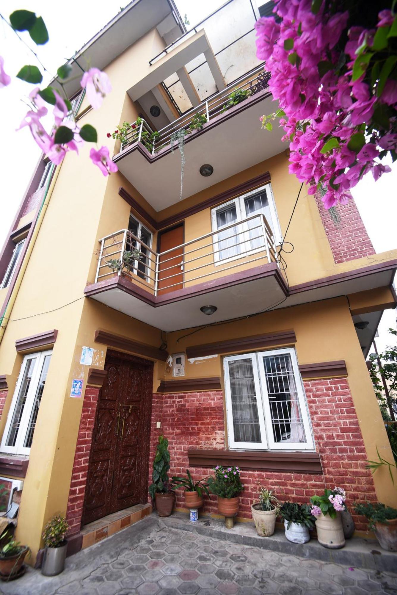 Mums Homestay & Studio Apartments كاتماندو المظهر الخارجي الصورة