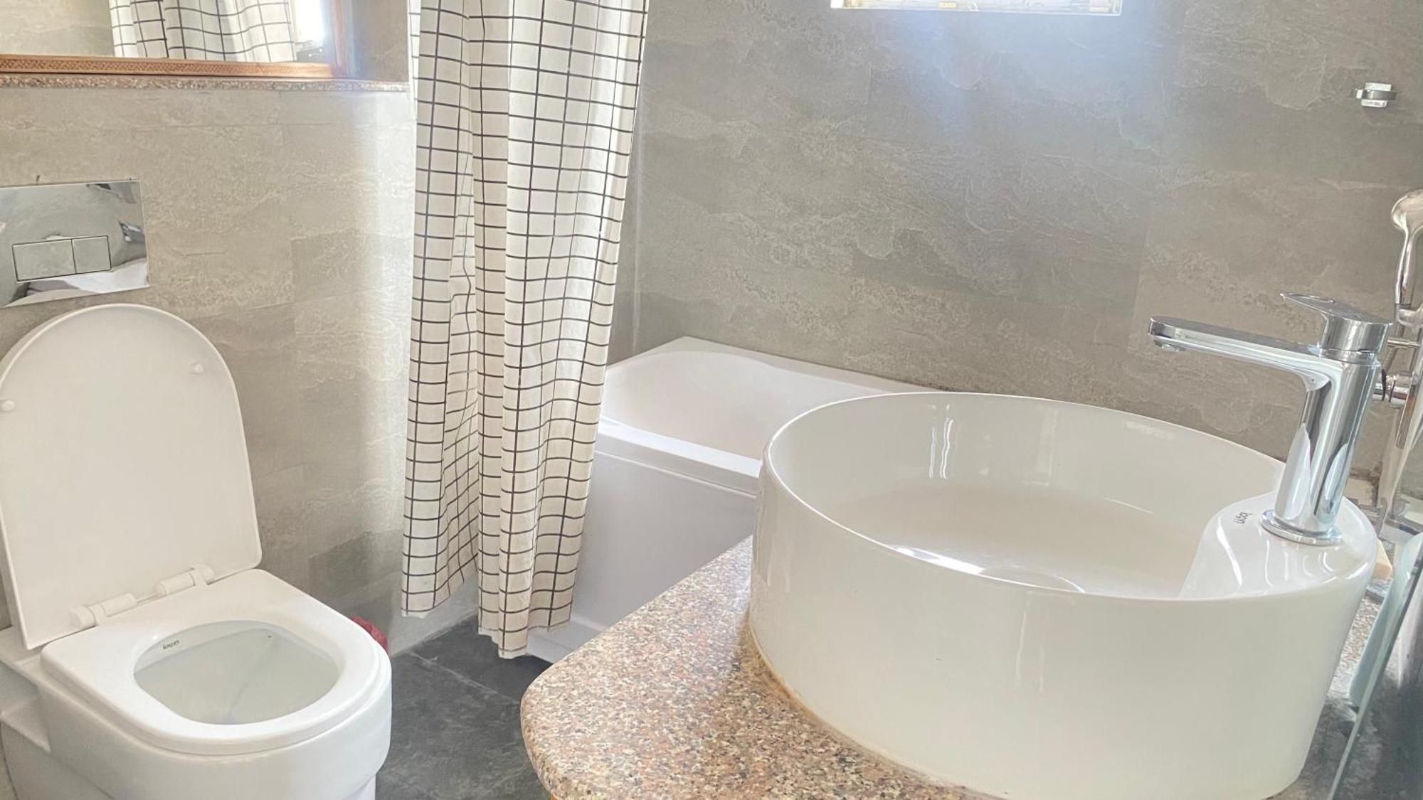 Mums Homestay & Studio Apartments كاتماندو المظهر الخارجي الصورة